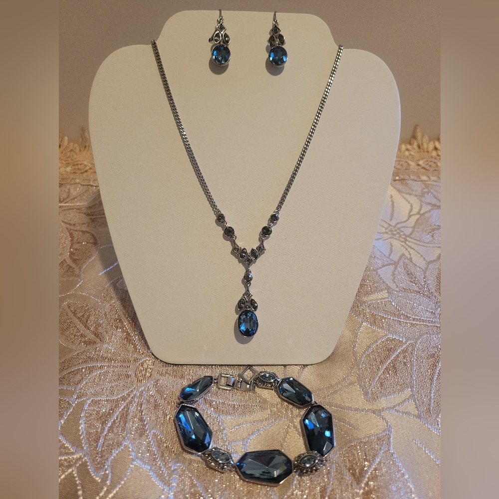 GIVENCHY JEWERLY SET